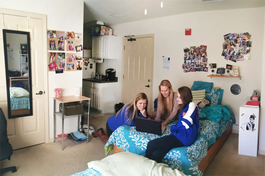 What is a Co-Ed College Dorm? A Beginner’s Guide – DormInfo